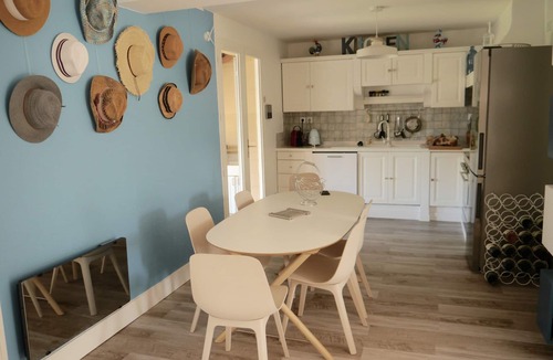 Canet-Plage House | VILLA WITH POOL: WATERFRONT SPIRIT