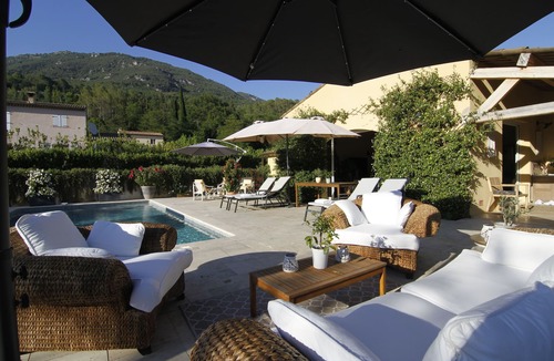 Tourrettes-sur-Loup House | Villa with pool and river enjoying incredible mountain views