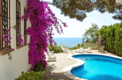 Tossa de Mar Villa | Villa with great sea view and heated swimming pool. 9 min by walk to the beach.