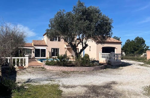 La Palme Villa | Villa with great swimming pool at 10 min from the beaches by car.