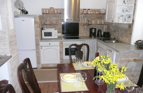 Savudrija Villa | Villa with heated pool on the edge of an olive grove overlooking the sea