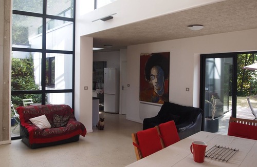Dinan Villa | Villa with heated pool and balneotherapy facing the forest