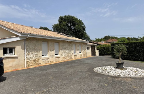 Vensac House | VILLA WITH HEATED POOL