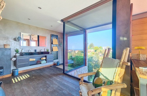 Nice House | Villa With Heated Pool Sea View