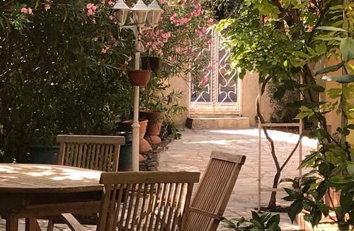 Servian Villa | Villa with HEATED SWIMMING POOL