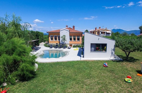 Nedescina House | Villa with hydromasagge pool. Children welcome.