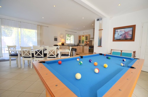 Jard-sur-Mer Villa | Villa with indoor pool, billiards, sauna, 230m2, Seafront, Jard sur Mer