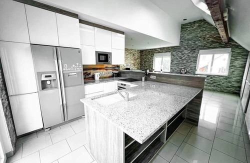 Holtzheim Villa | Villa with indoor pool