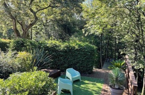 Pluherlin Villa | Villa with jacuzzi, in the canopy