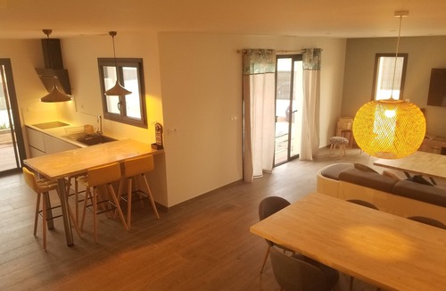 Vendres Villa | VILLA WITH JET POOL - SEA - PARKING