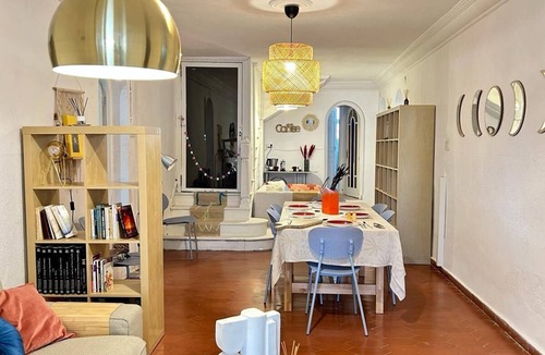 Godella Ski Chalet | Villa with luxurious swimming pool 10' from Valencia