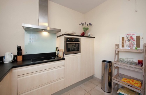 Aigues-Mortes Villa | Villa with Marina View