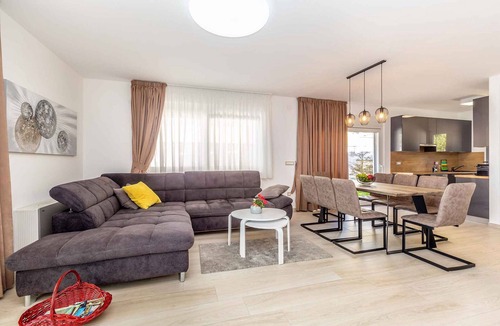 Linardici Villa | Villa with modern pool
