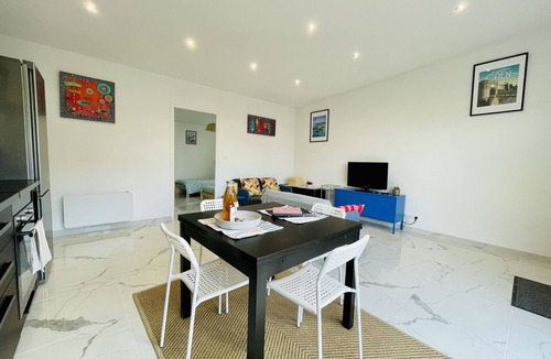 Blainville-sur-Mer House | Villa with private jacuzzi 500m from the sea