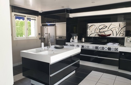 Dampierre-les-Bois Cabin | Villa with private pool, sauna and Jacuzzi.