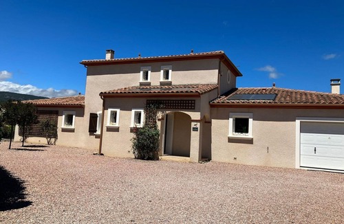 Felines-Minervois Villa | Villa with private pool and jacuzzi
