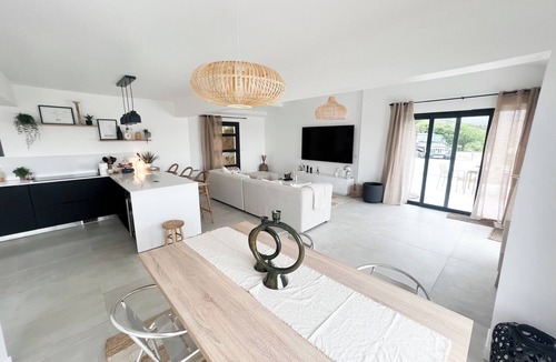 Saint-Florent Villa | Villa with panoramic sea and mountain views