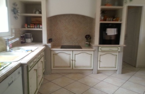 Rochefort-du-Gard Villa | VILLA WITH POOL (10 minutes from Avignon: 15 minutes from Pont-du-Gard!)