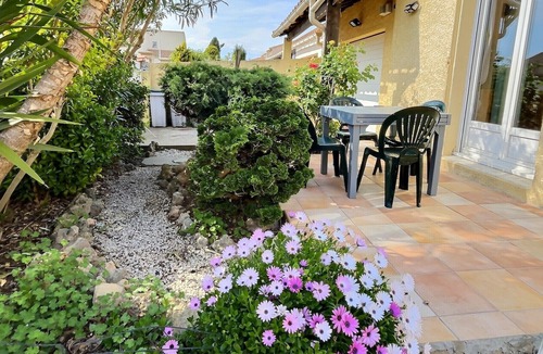 Vendres Villa | Villa with pool 10 minutes from the beaches.