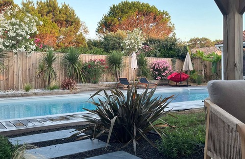 Biscarrosse Plage Villa | Villa with pool - 11 guests, 300m from beach