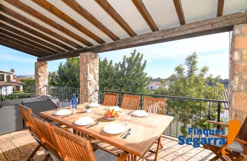 El Roc de Sant Gaieta House | Villa with pool and barbecue, 900m from the beach