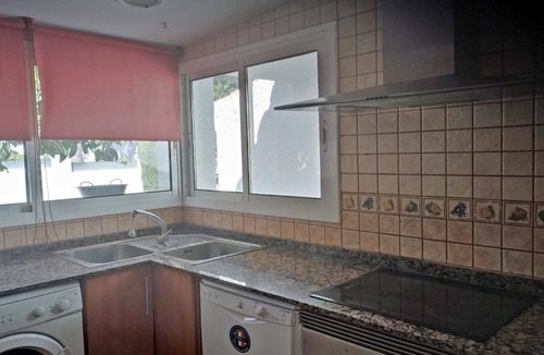 Via Marina Villa | VILLA WITH POOL AND PRIVATE GARDEN 3 KM FROM THE SEA