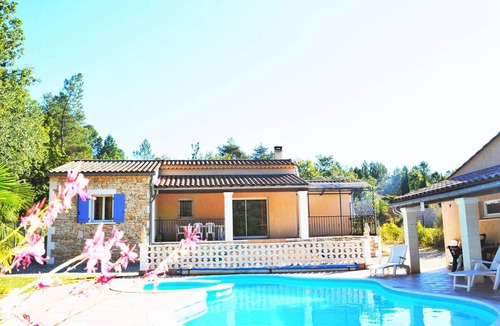 Vagnas House | Villa with pool and AC, pets allowed