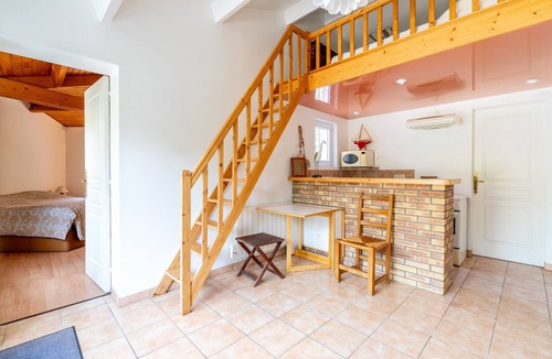 Prefailles House | Villa with Pool – Beach 400 m Away