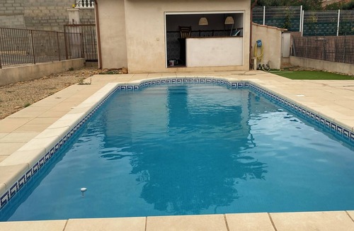 Bellegarde Villa | Villa with pool between land and sea