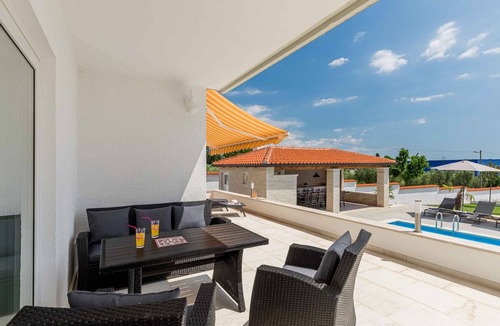 Buici Villa | Villa with pool, whirlpool and sauna