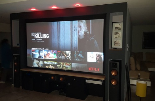 La Ricamarie Villa | Villa with Private Pool & Cinema Room