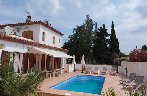 L'Escala House | Villa with private pool 50 meters from the beach wifi unlimited internet access