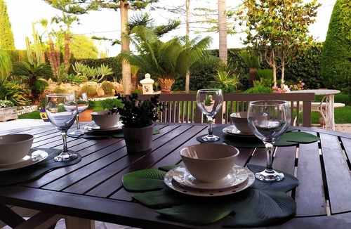 Elche Villa | Villa with private pool and gardens