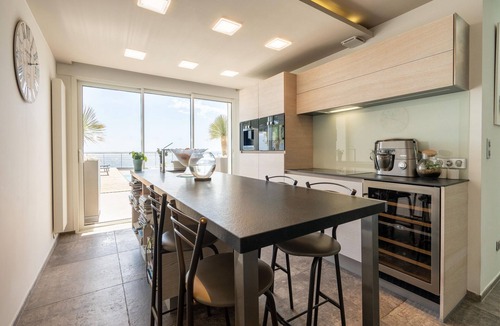 Meze Villa | Villa with private pool and lagoon views