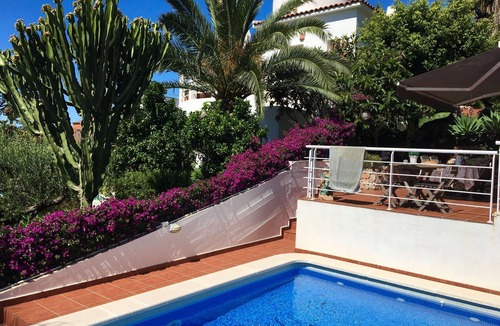 Sitges House | Villa with private pool, sea and mountain views. Walking distance to the beach.