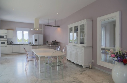 Connaux Villa | Villa with private pool & jacuzzi - Absolute tranquility - Avignon-Uzès-Nîmes triangle