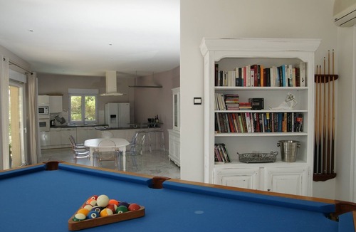 Connaux Villa | Villa with private pool & jacuzzi - Absolute tranquility - Avignon-Uzès-Nîmes triangle