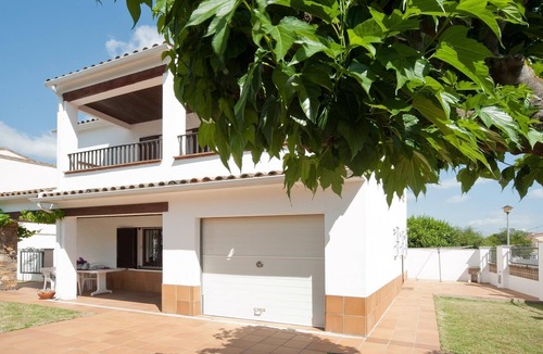 L'Escala Villa | Villa with private swimming pool.HUTG-015590