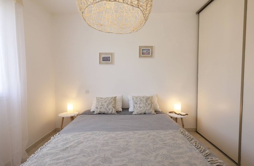 Lezignan-Corbieres Villa | VILLA WITH SWIM SPA