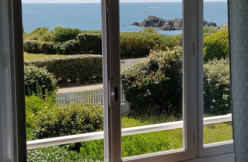 Le Pouliguen House | Villa with sea view, 30 metres from the beach and 10 minutes from La Baule