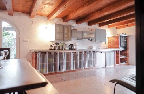 Garica Villa | Villa with sea view and pool