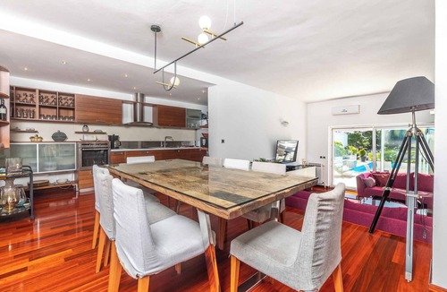 Punat Villa | Villa with sea view and pool