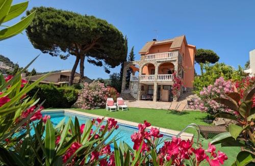 Santa Susanna Villa | Villa with sea view & pool in Santa Susanna