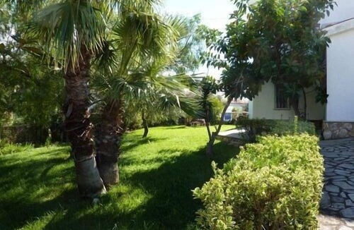 Cap Roig House | Villa with solar heated pool for 8 persons 200m from the sea