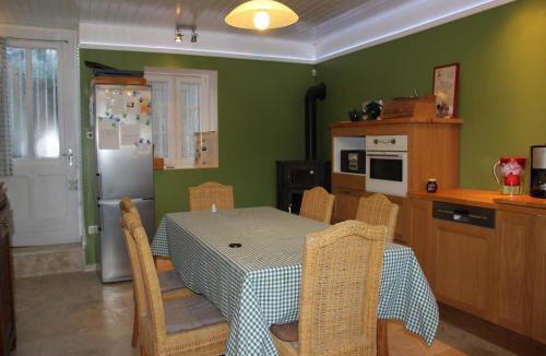 Villiers-les-Moines House | Villa with Spa & Pool