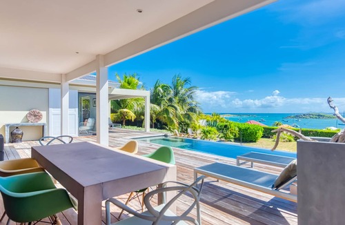 Cul de Sac Villa | Villa with Spectacular Sea View