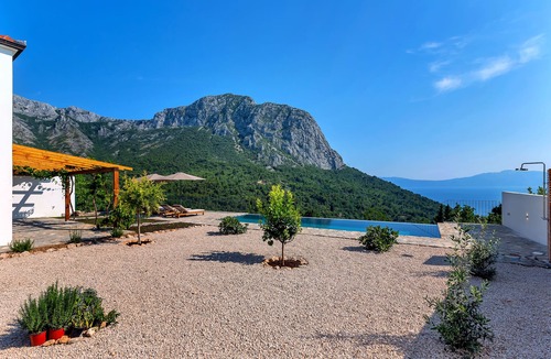 Zaostrog Villa | Villa with spectacular sea views, 2 bedrooms, swimming pool
