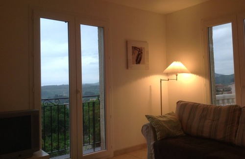 Peret Villa | Villa with stunning Views,10x5 private pool, Quiet location, WIFI,large terrace.