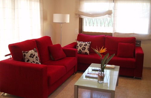 Roda de Bara House | VILLA WITH SWIMMING POOL-PRIVATE GARDEN 2KM FROM THE BEACH.