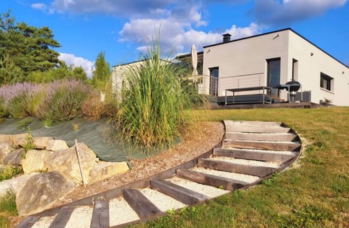 Montrem Villa | Villa with swimming pool and petanque